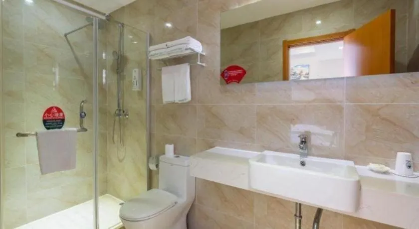 GreenTree Inn Shanghai Caohejing Development Zone Songjiang Park Jiuxin Road Business Hotel