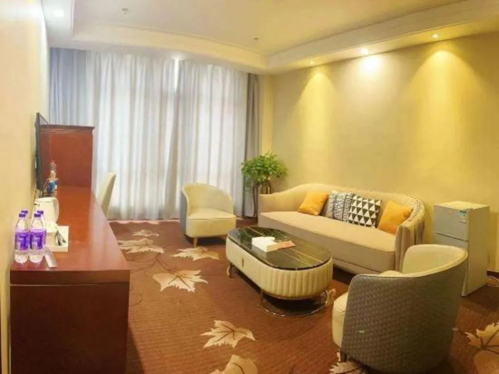 Xinxiang Zhongzhou Yihe Hotel