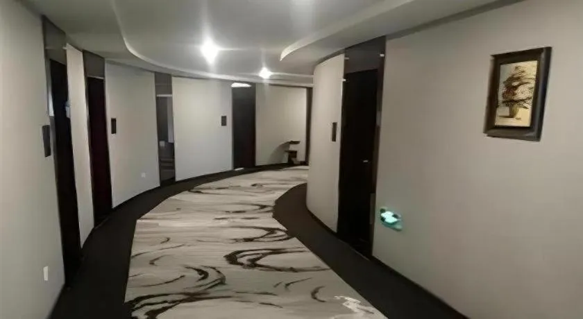 Xinxiang Zhongzhou Yihe Hotel