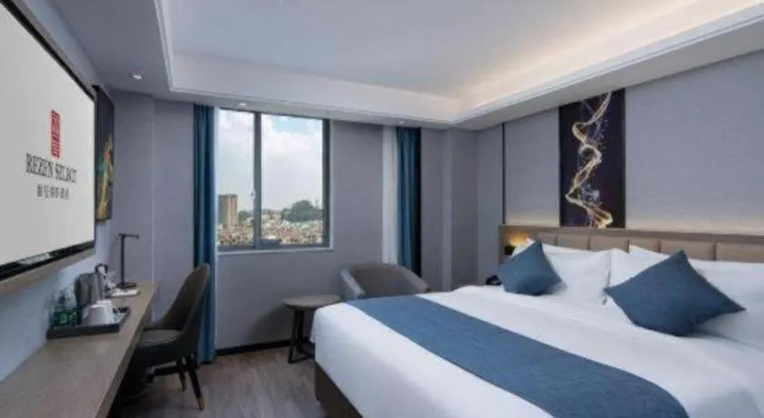 Bed in Nanning Prince Hotel