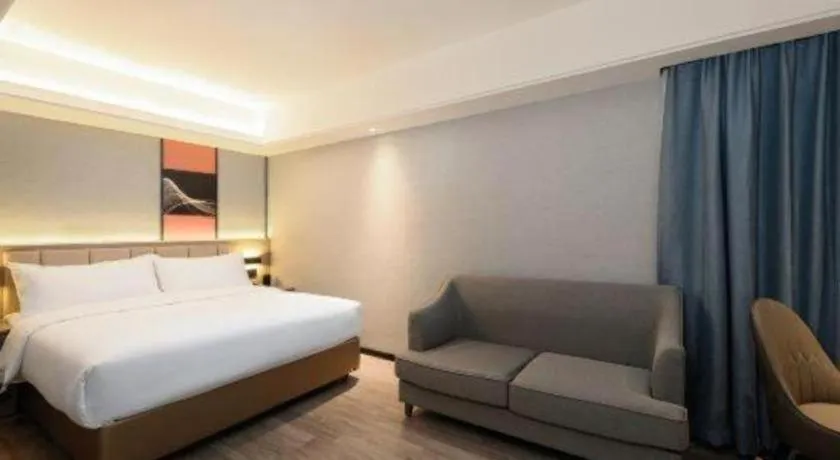 Bed in Nanning Prince Hotel