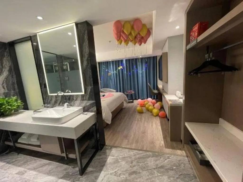 Bed in Nanning Prince Hotel