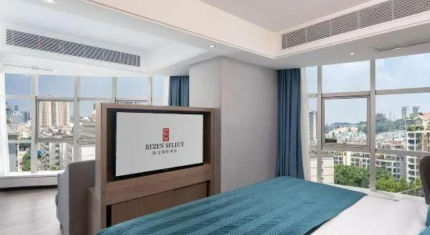 Bed in Nanning Prince Hotel