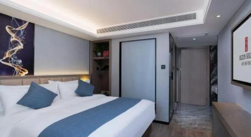 Bed in Nanning Prince Hotel