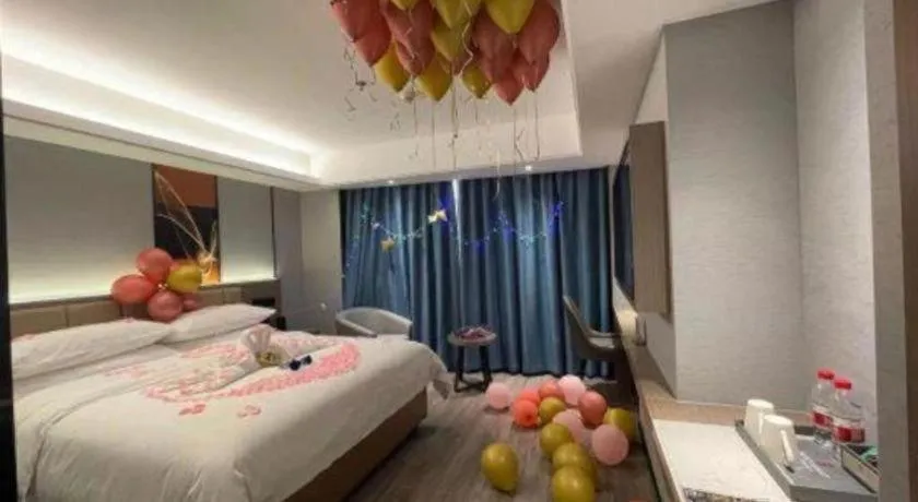 Bed in Nanning Prince Hotel