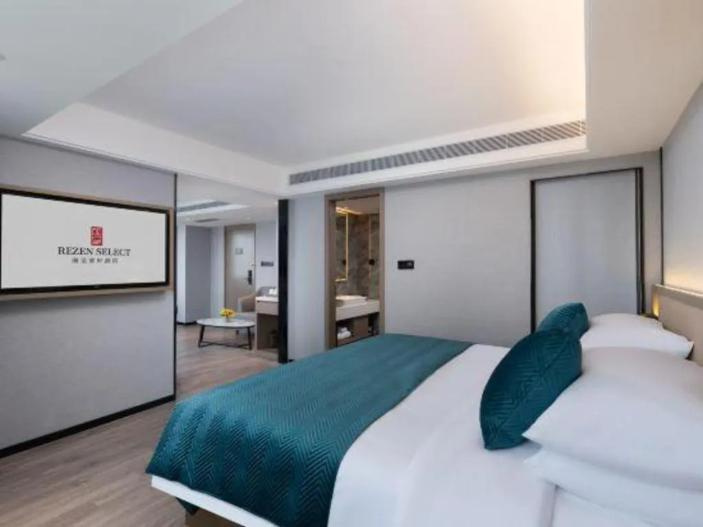 Bed in Nanning Prince Hotel