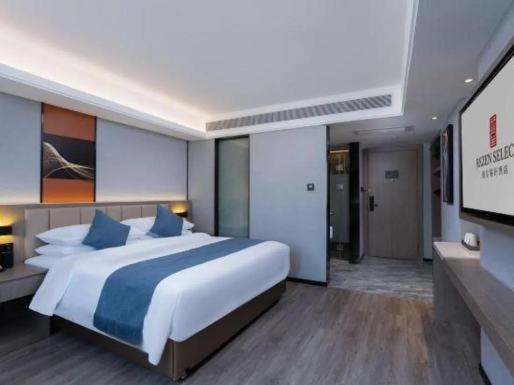 Bed in Nanning Prince Hotel