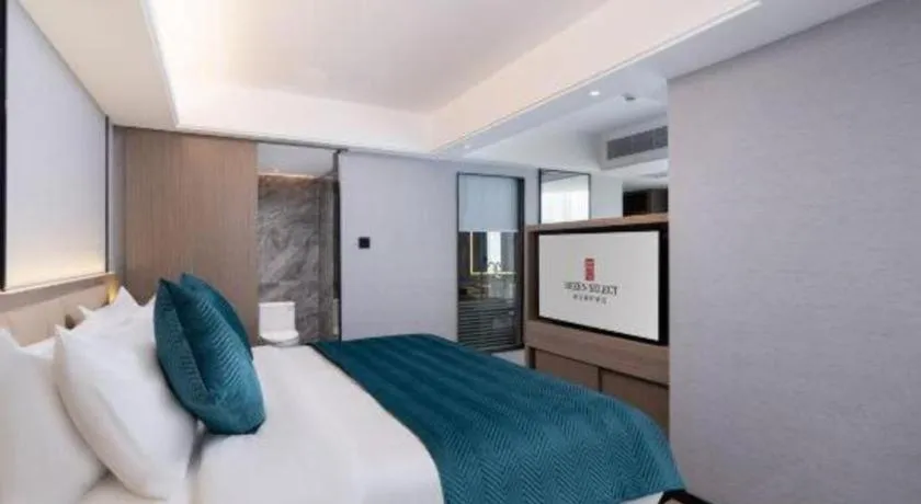 Bed in Nanning Prince Hotel