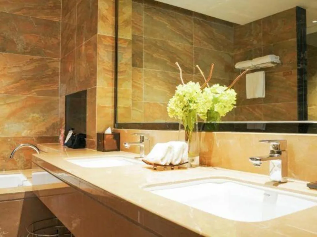 Jiyuan Oriental Jianguo Hotel