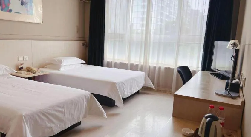 Bed in Jinjiang Inn Tai Zhou Xinghua Yingwu Bridge Branch