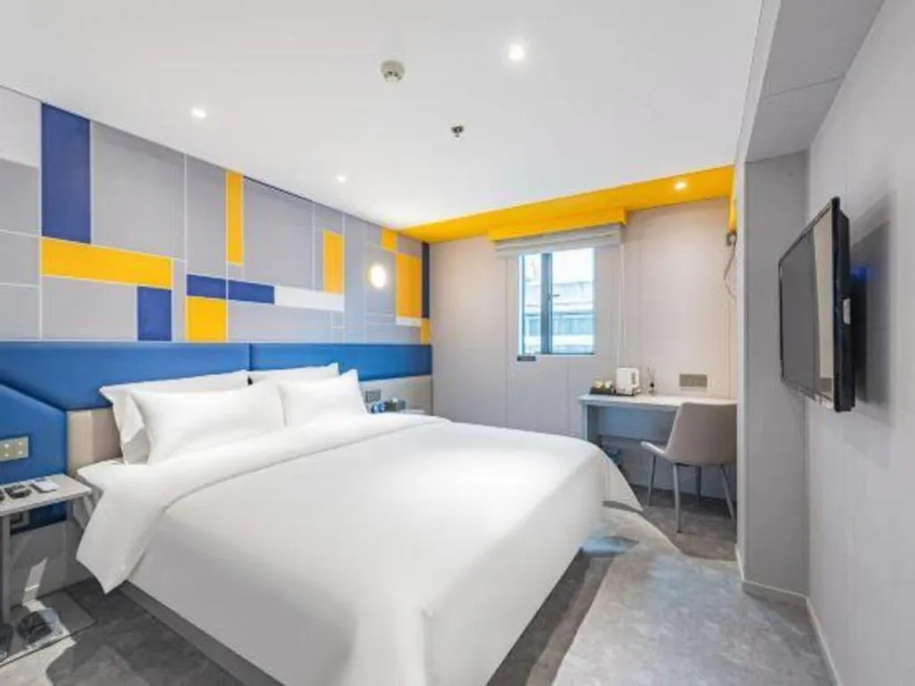 Bed in 7 Days Inn Guangzhou Dongfeng East Road Yangji Metro Station