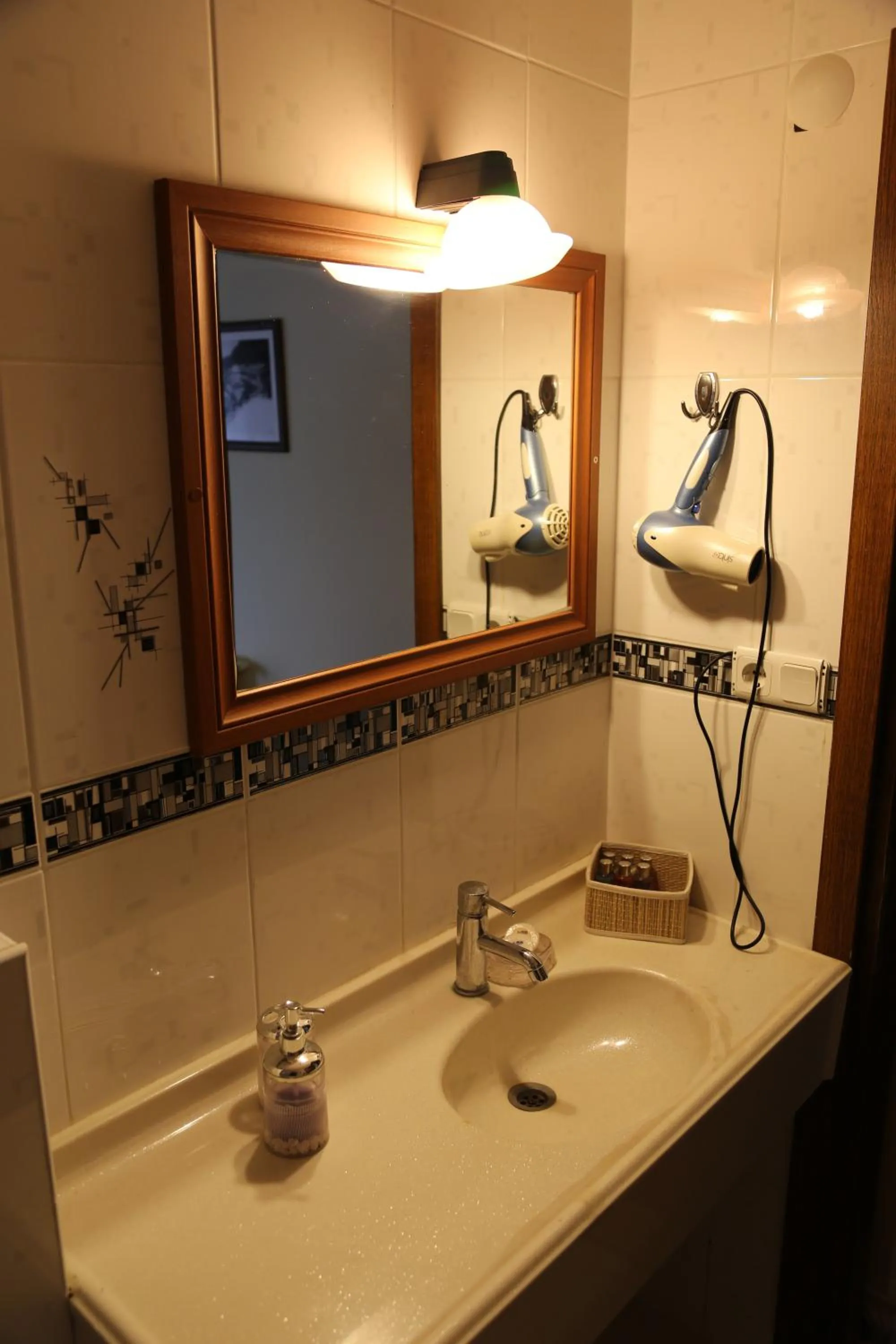 Shower in Setenay otel