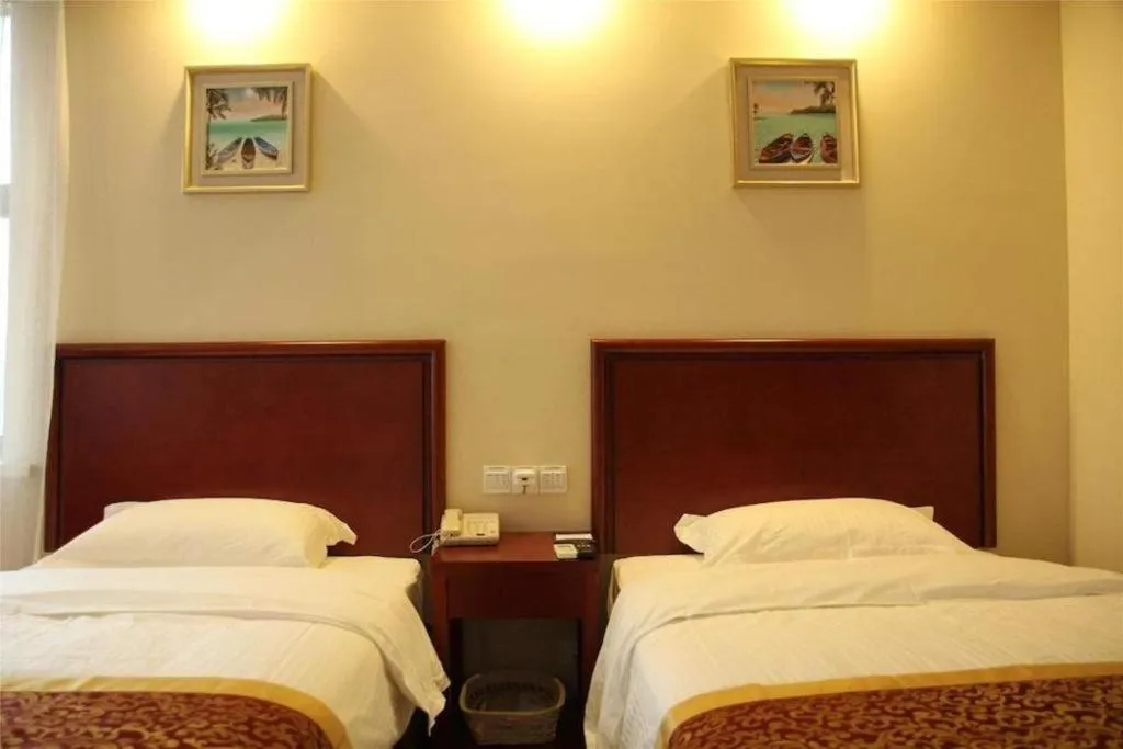 Bed in GreenTree Inn Jiangxi Nanchang XianGYAng Road Lianxi Road Business Hotel