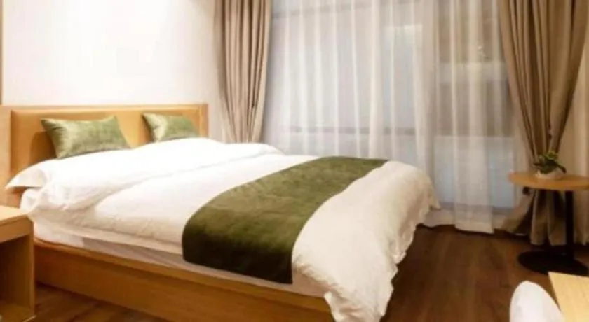 Bed in GreenTree Inn Jiangxi Nanchang XianGYAng Road Lianxi Road Business Hotel