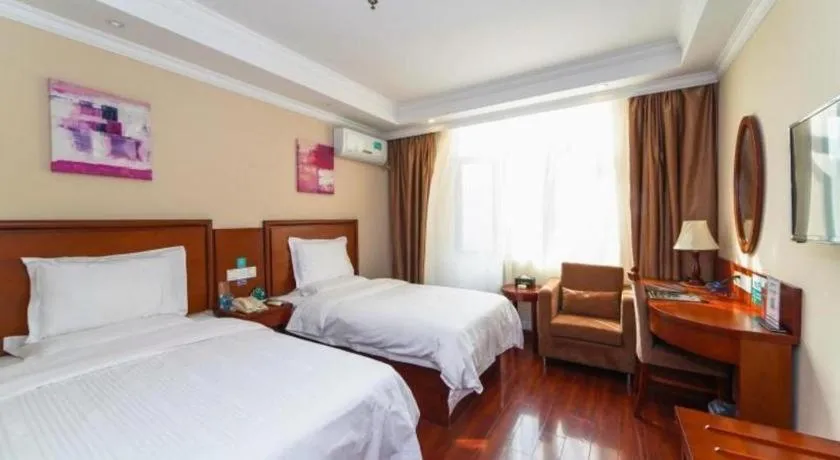 Bed in GreenTree Inn Jiangxi Nanchang XianGYAng Road Lianxi Road Business Hotel