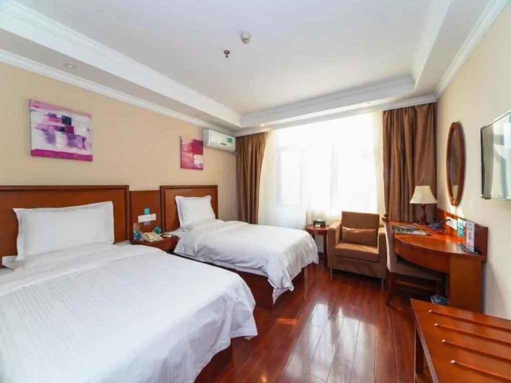 Bed in GreenTree Inn Jiangxi Nanchang XianGYAng Road Lianxi Road Business Hotel