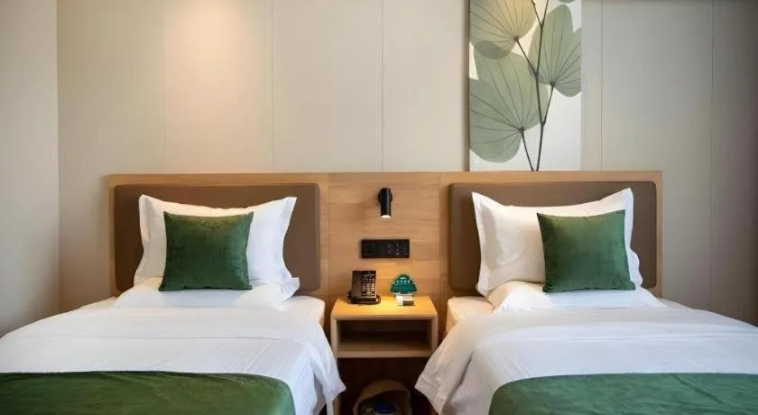 Bed in GreenTree Inn Jiangxi Nanchang XianGYAng Road Lianxi Road Business Hotel