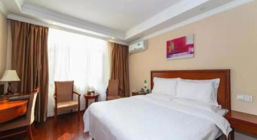 Bed in GreenTree Inn Jiangxi Nanchang XianGYAng Road Lianxi Road Business Hotel