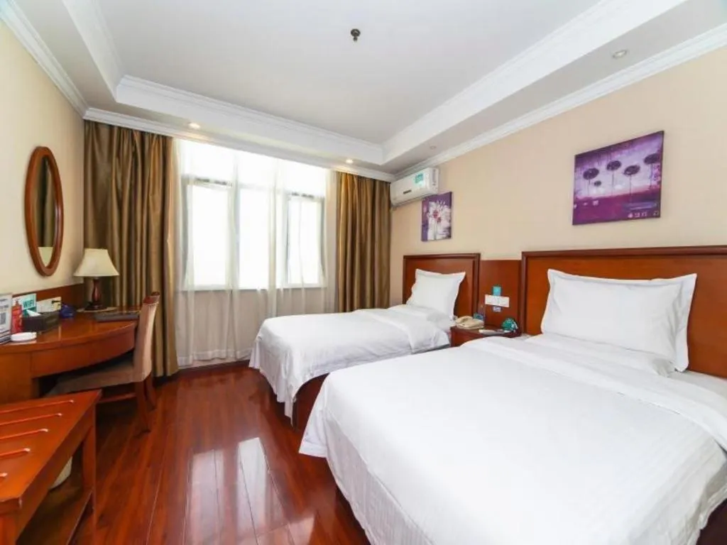 Bed in GreenTree Inn Jiangxi Nanchang XianGYAng Road Lianxi Road Business Hotel