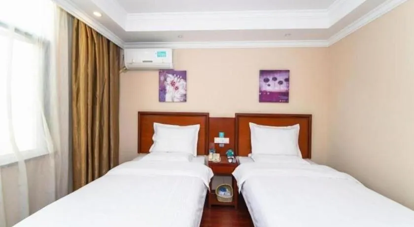 Bed in GreenTree Inn Jiangxi Nanchang XianGYAng Road Lianxi Road Business Hotel