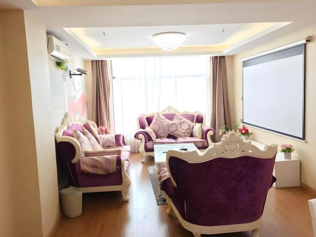 GreenTree Inn Jiangsu Wuxi Huishan High-Speed Rail Qianzhou Chongwen Road Business Hotel