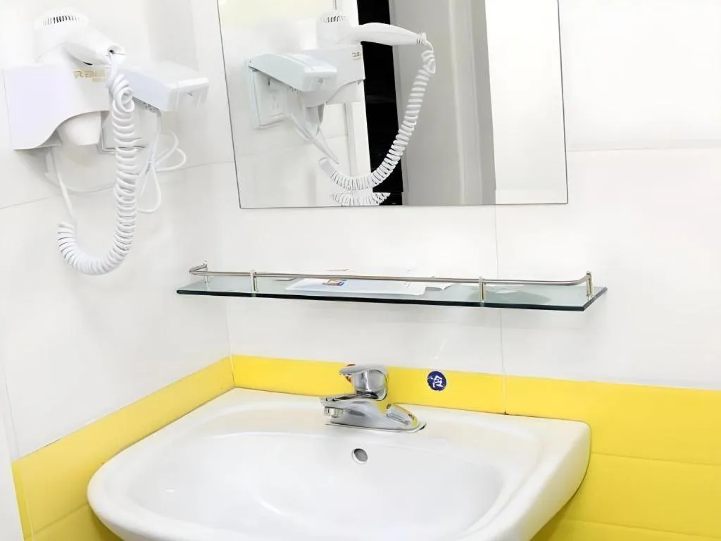 7 Days Inn Chengdu Sichuan University South Railway Station