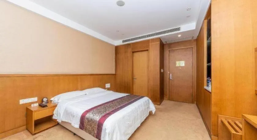 Bed in Sunparkview Hotel Shanghai