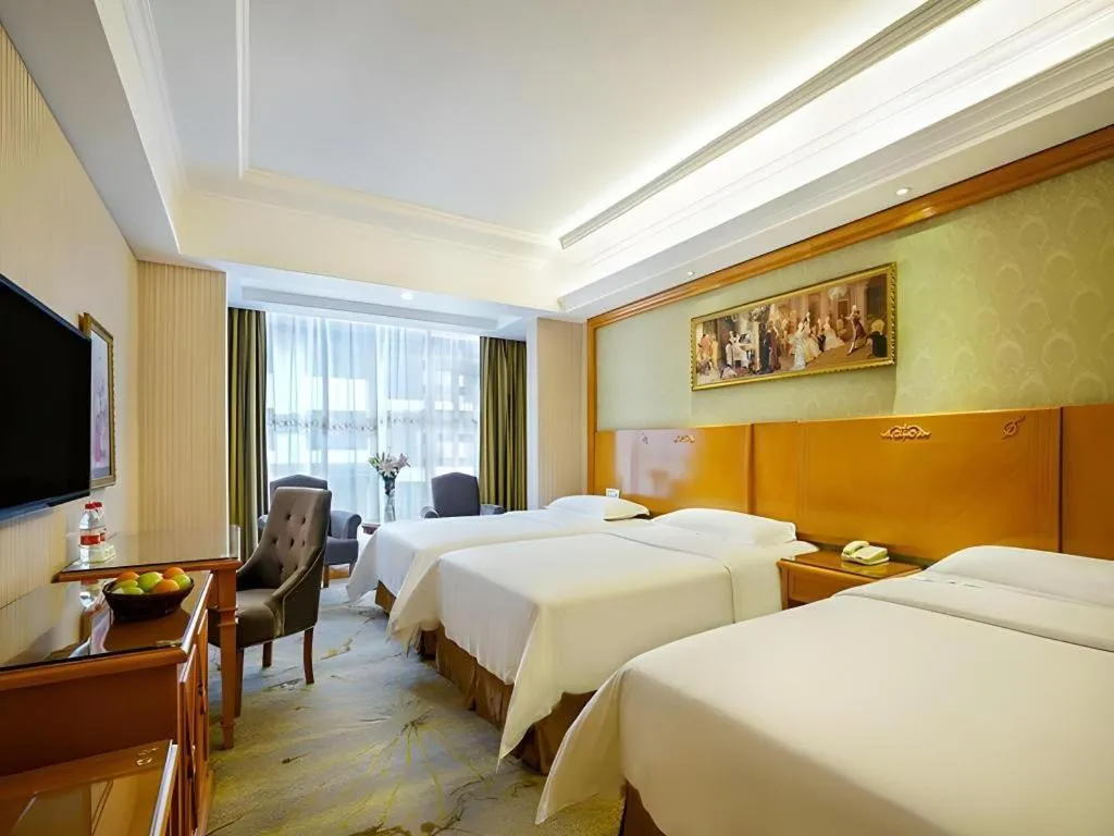 Bed in Vienna Hotel Guangxi Yangshuo Impression