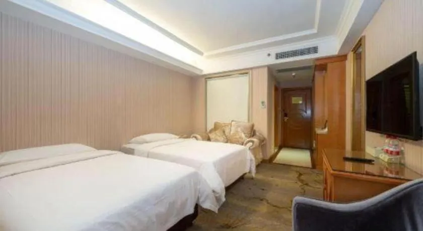 Bed in Vienna Hotel Guangxi Yangshuo Impression