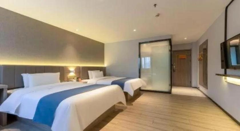 Bed in 7 Days Premium Jiangmen Wuyi Avenue Gangkou Road