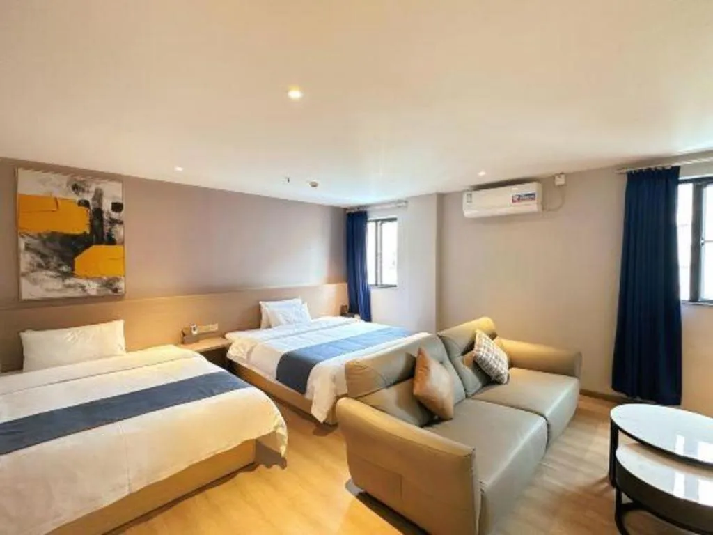 Bed in 7 Days Premium Jiangmen Wuyi Avenue Gangkou Road