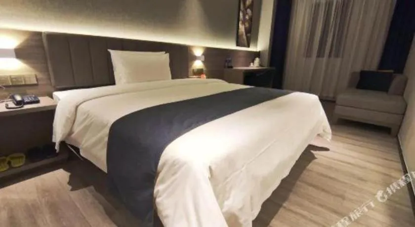 Bed in 7 Days Premium Jiangmen Wuyi Avenue Gangkou Road