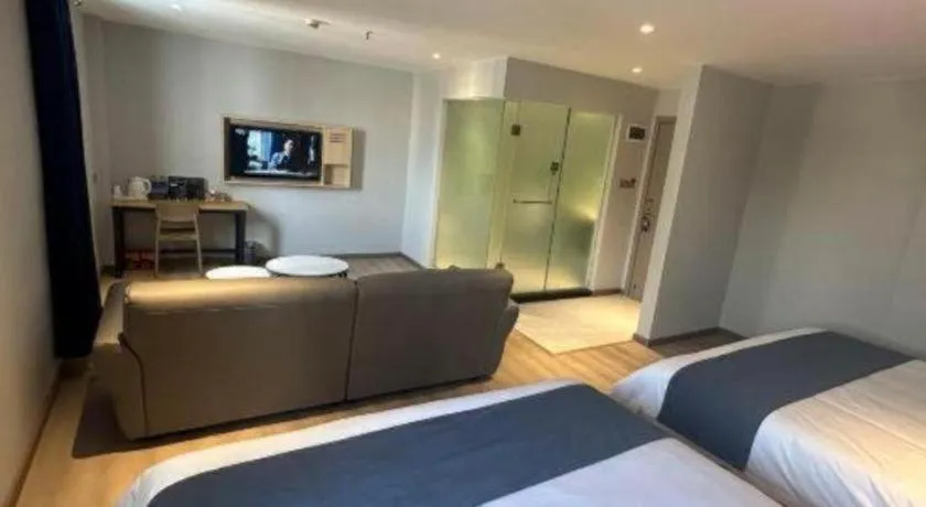 Bed in 7 Days Premium Jiangmen Wuyi Avenue Gangkou Road