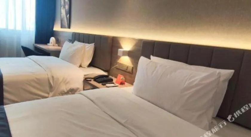 Bed in 7 Days Premium Jiangmen Wuyi Avenue Gangkou Road