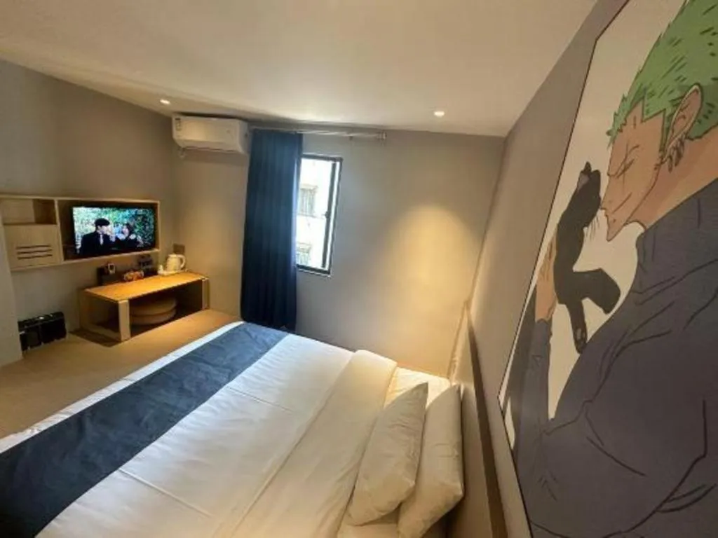 Bed in 7 Days Premium Jiangmen Wuyi Avenue Gangkou Road