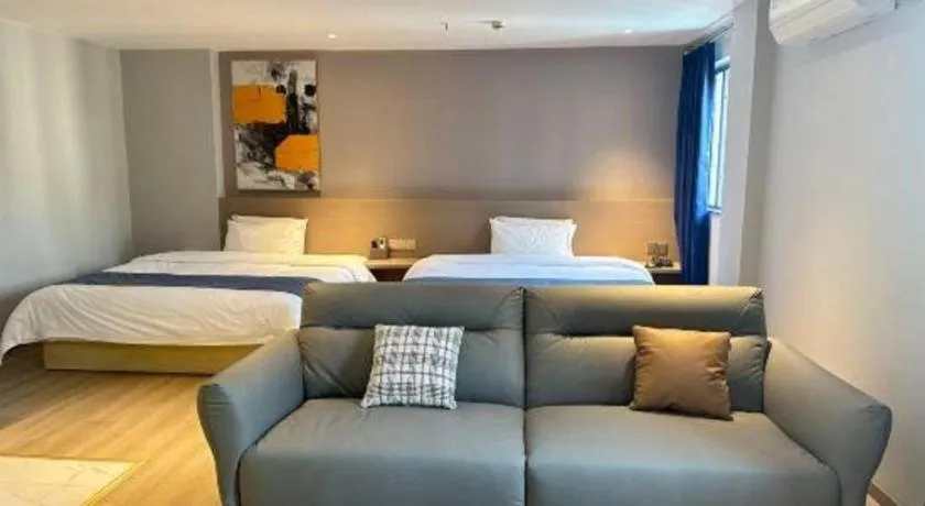 Bed in 7 Days Premium Jiangmen Wuyi Avenue Gangkou Road