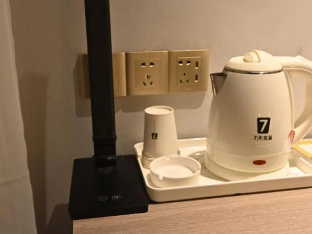 7 Days Premium Jiangmen Wuyi Avenue Gangkou Road