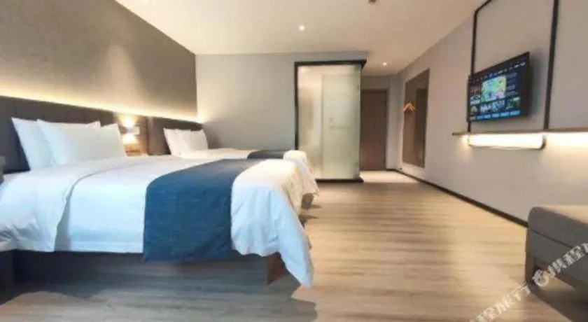 Bed in 7 Days Premium Jiangmen Wuyi Avenue Gangkou Road