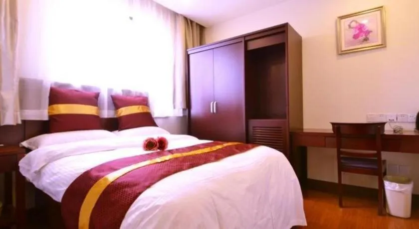 Bed in GreenTree Alliance Shanghai Railway Station QiuJiang Road Hotel