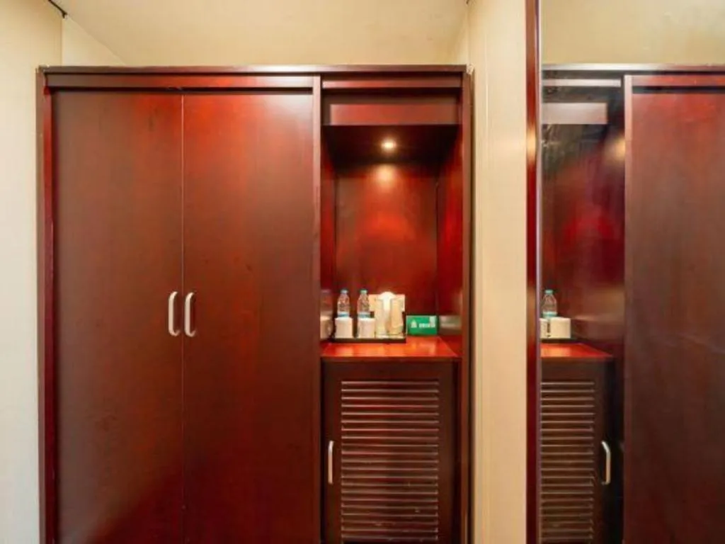 GreenTree Alliance Shanghai Railway Station QiuJiang Road Hotel