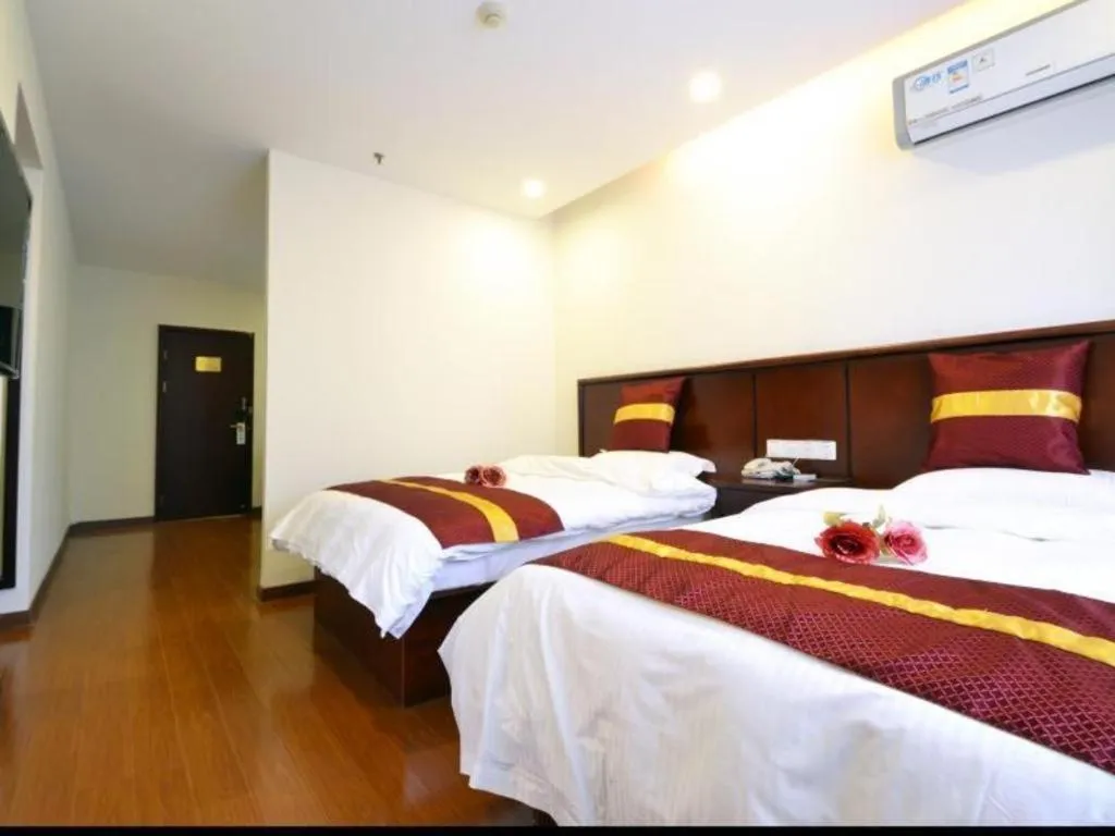 Bed in GreenTree Alliance Shanghai Railway Station QiuJiang Road Hotel