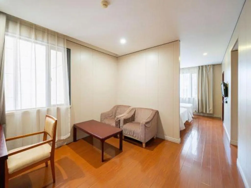 GreenTree Alliance Shanghai Railway Station QiuJiang Road Hotel