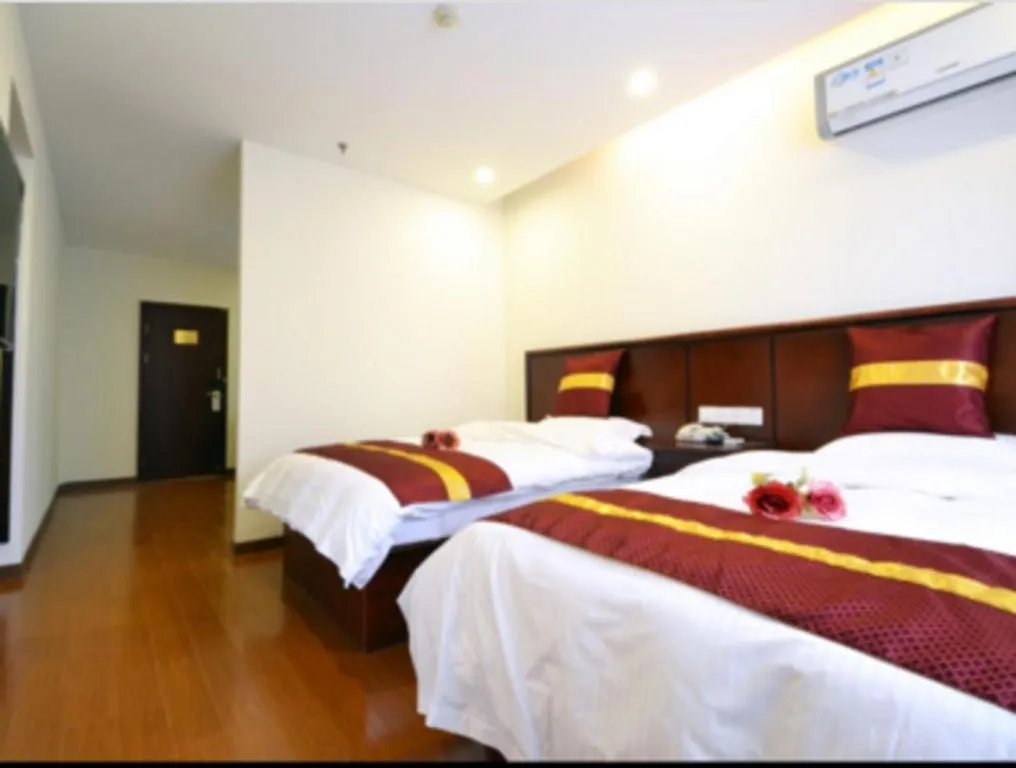 Bed in GreenTree Alliance Shanghai Railway Station QiuJiang Road Hotel