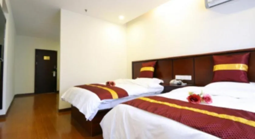 Bed in GreenTree Alliance Shanghai Railway Station QiuJiang Road Hotel