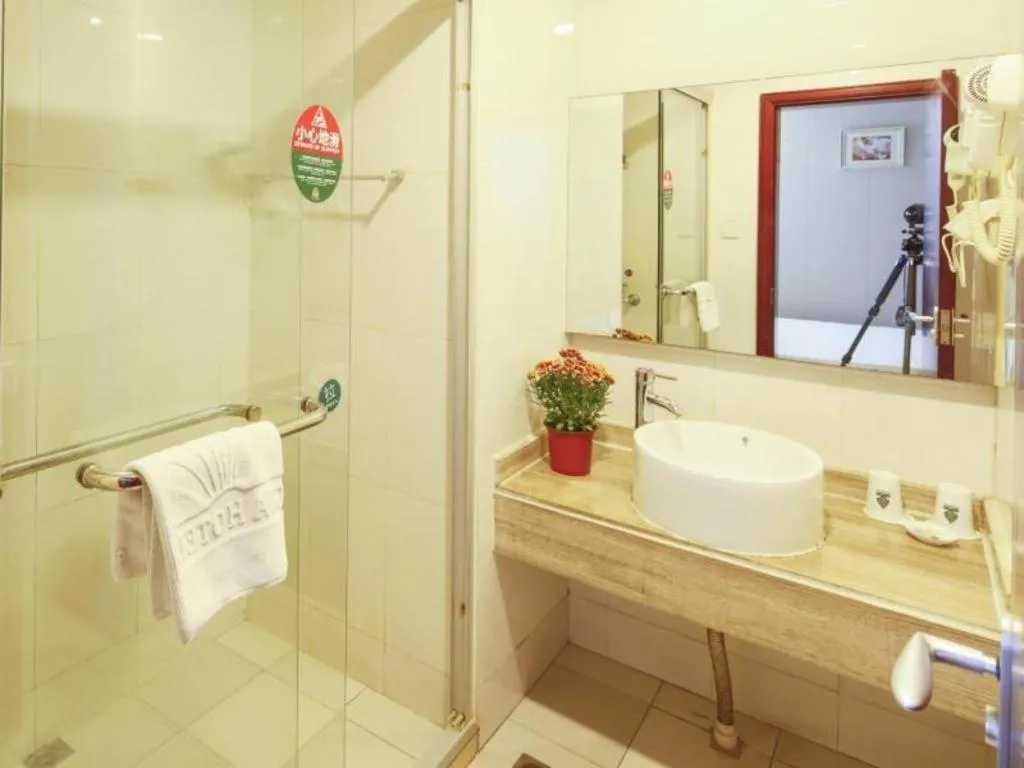 GreenTree Alliance Shanghai Railway Station QiuJiang Road Hotel