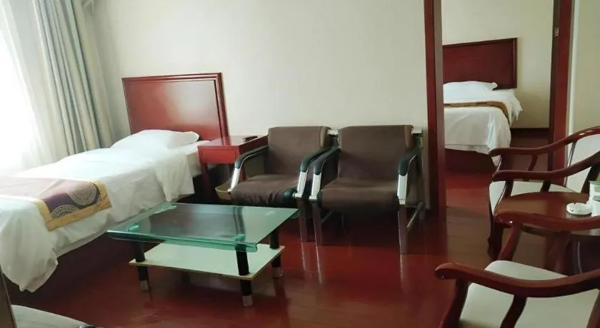 Bed in GreenTree Inn Heze Mudan Road Bus Terminal Station Express Hotel