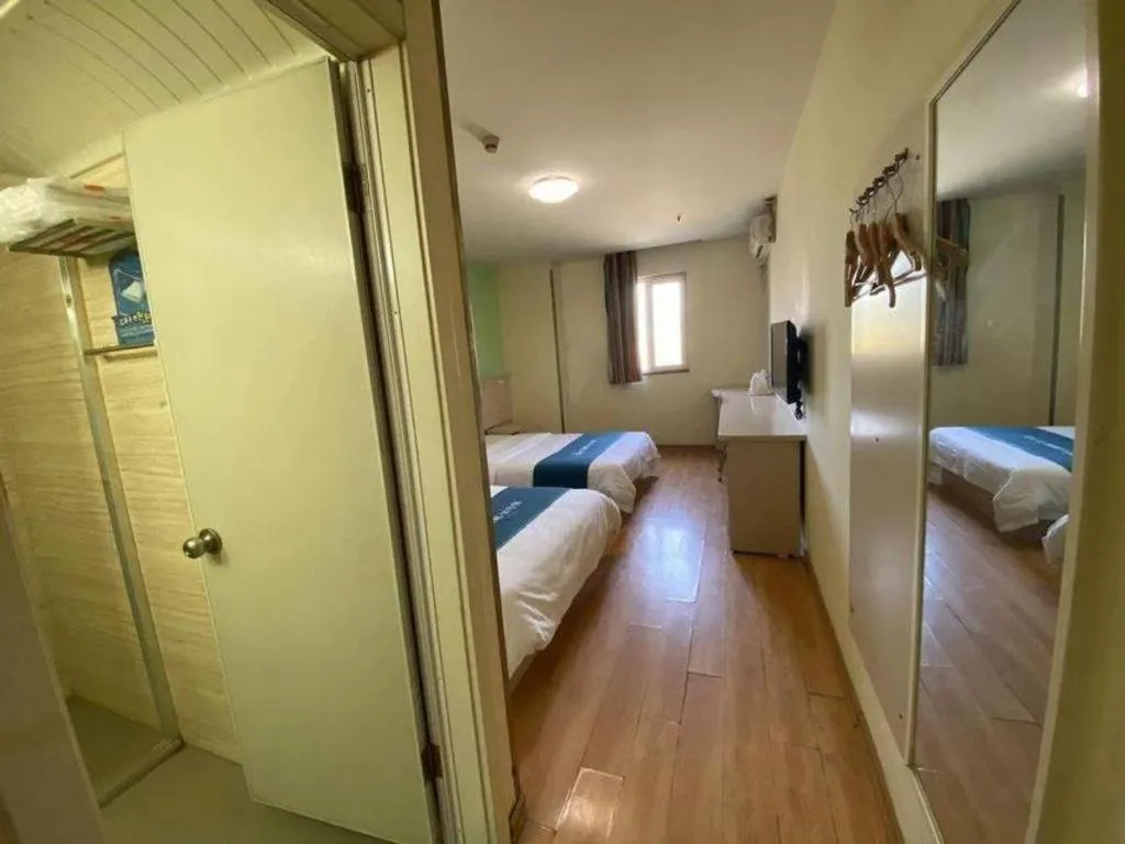 Bed in 7 Days Inn Xi'an North Economic Development Zone 4th Fengcheng Road