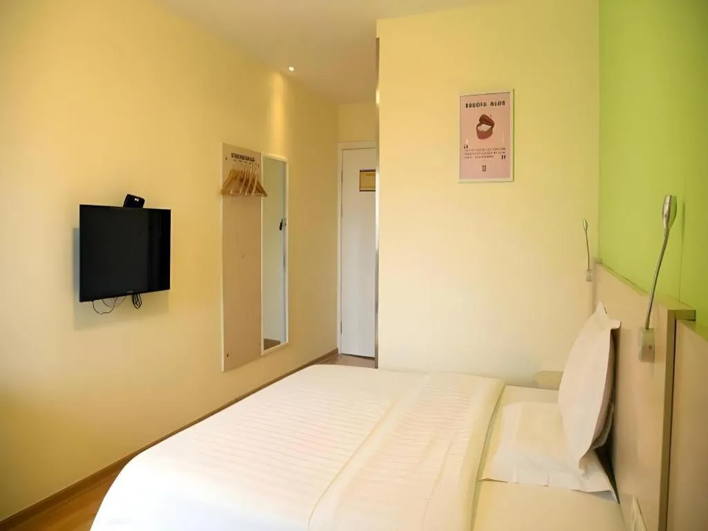 Bed in 7 Days Inn Xi'an North Economic Development Zone 4th Fengcheng Road