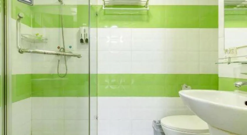 7 Days Inn Tianjin Binhai New District Yujiabao Metro Station