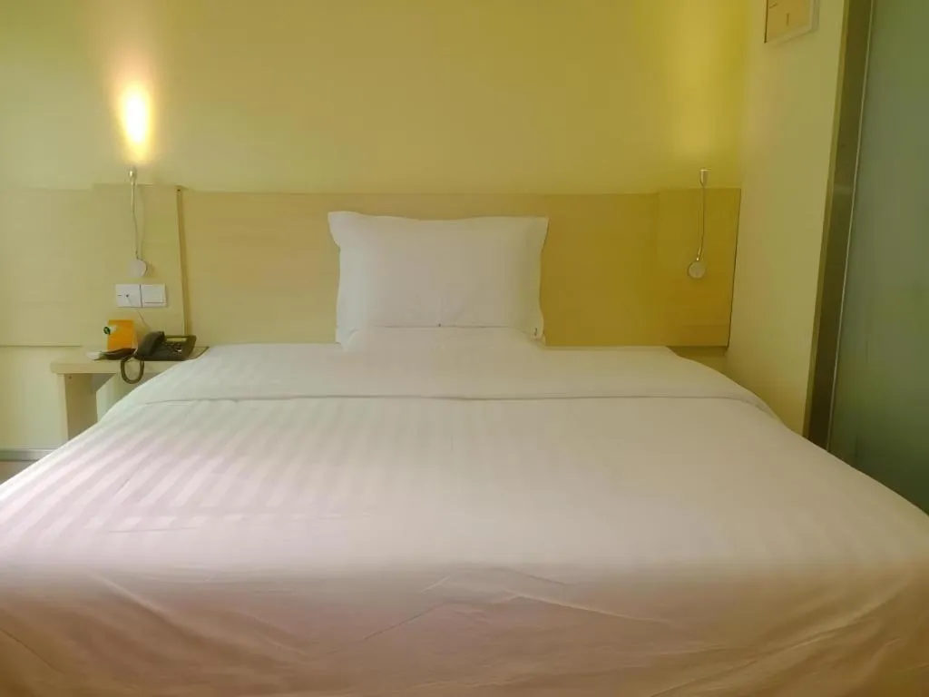 Bed in 7 Days Inn Shangqiu Xiayi Kongzu Avenue